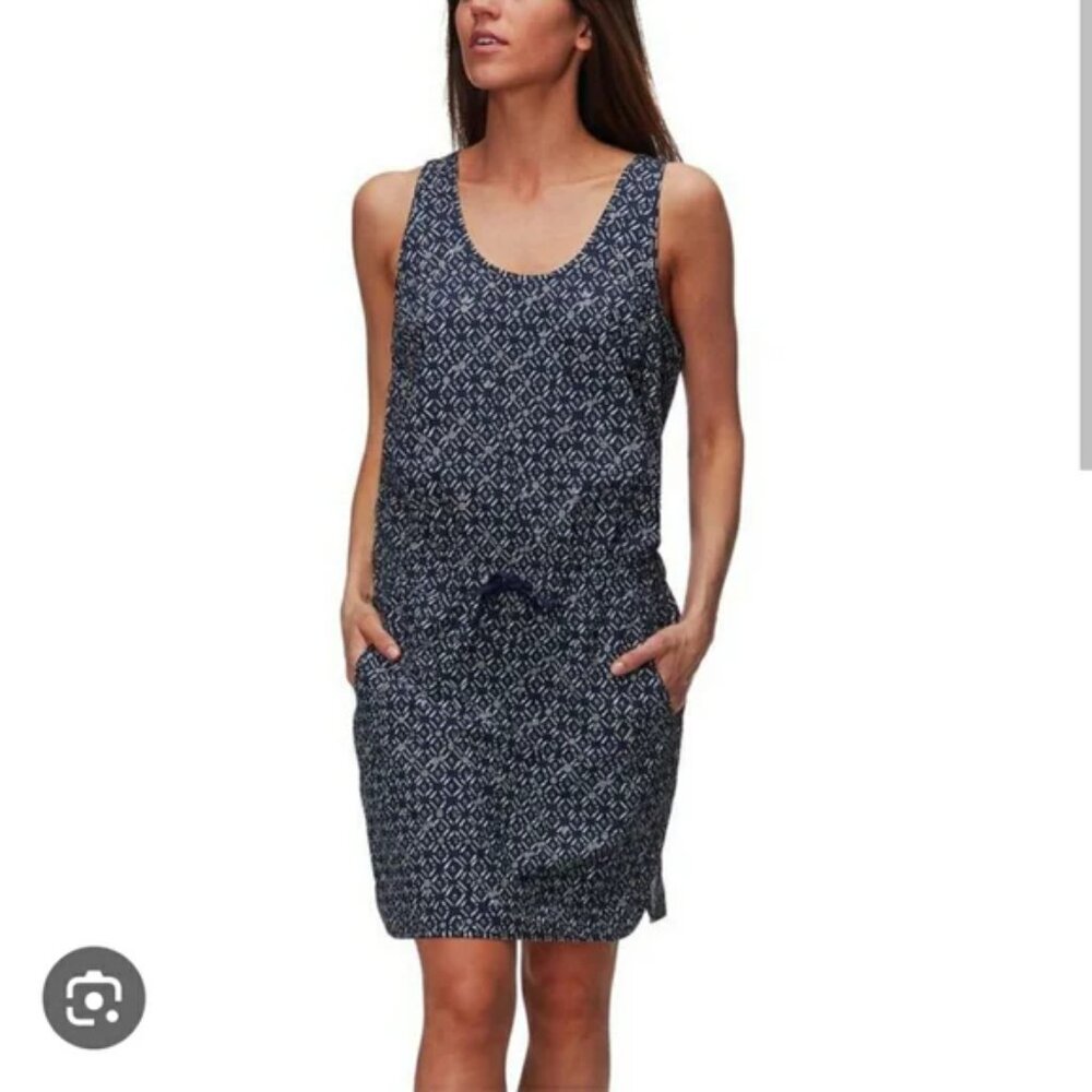 Patagonia Medium Women's Fleetwith Navy Print Crossback Athletic Dress